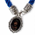 Pulsera de cordón azul (detalle)